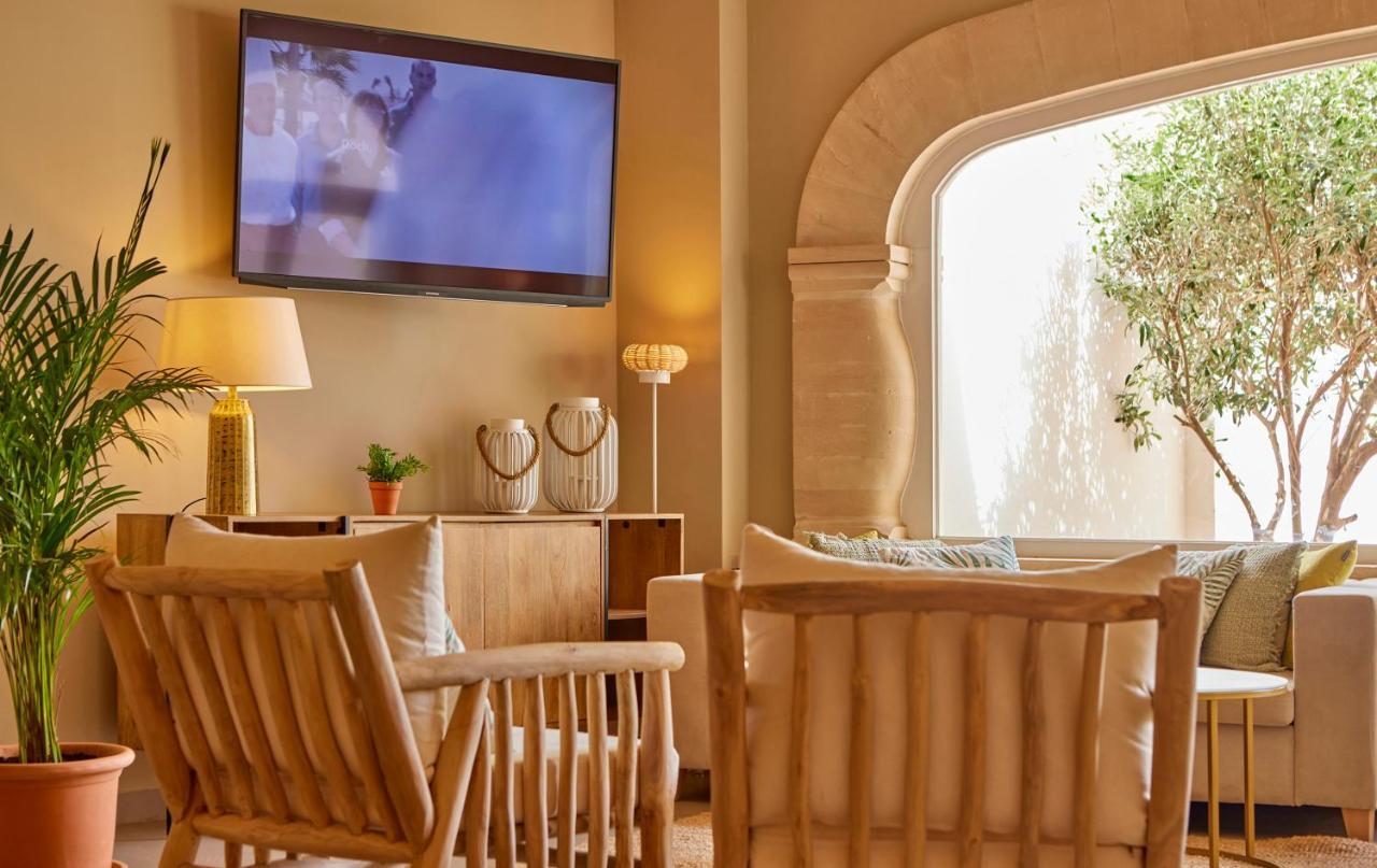 Universal Hotel Cabo Blanco - Adults Only 콜로니아 산트 호르디 외부 사진