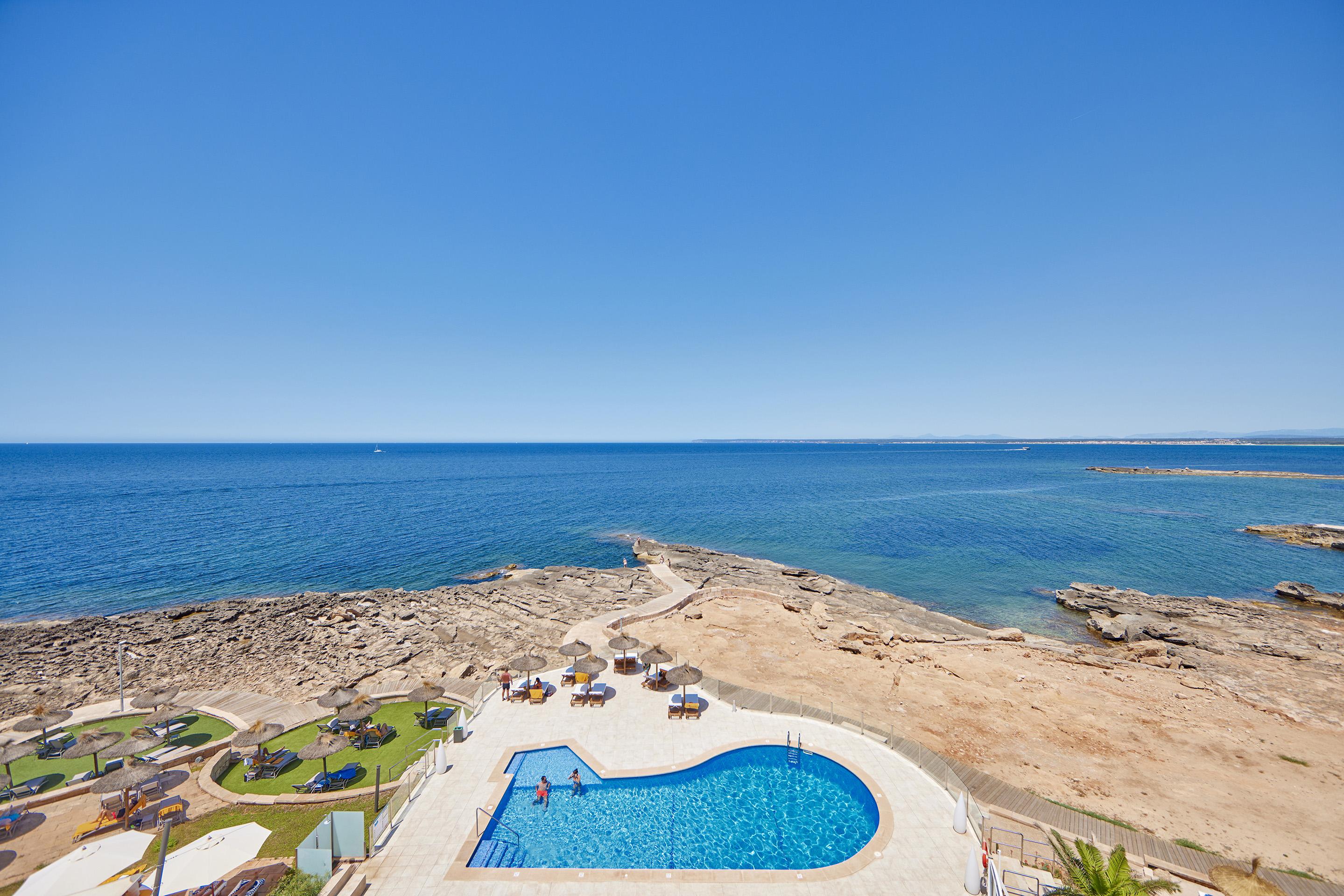 Universal Hotel Cabo Blanco - Adults Only 콜로니아 산트 호르디 외부 사진
